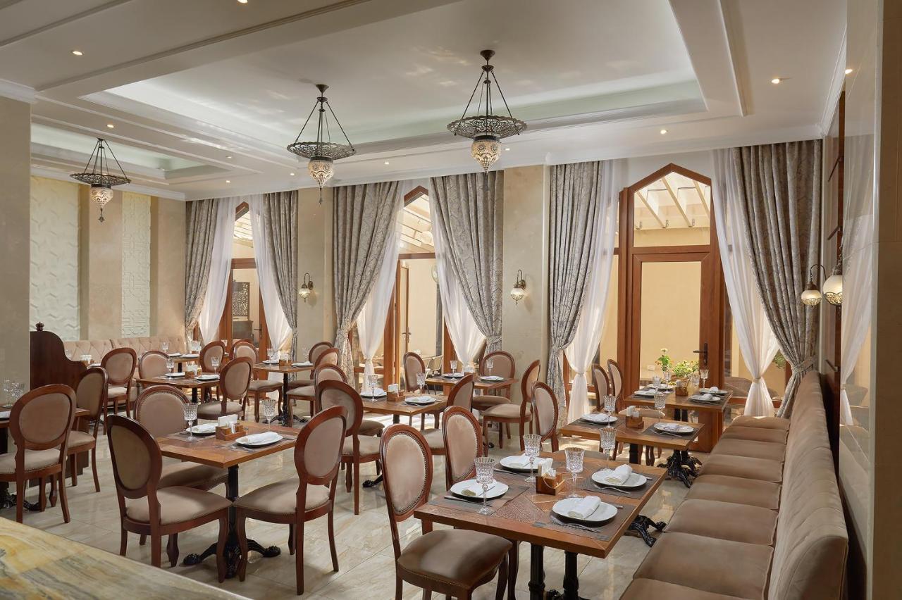 Garuda Boutique Hotel Sukhumi Eksteriør billede