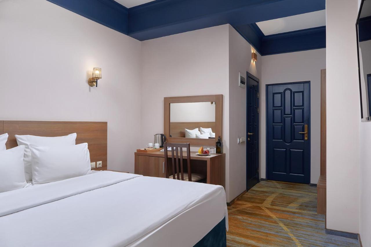 Garuda Boutique Hotel Sukhumi Eksteriør billede