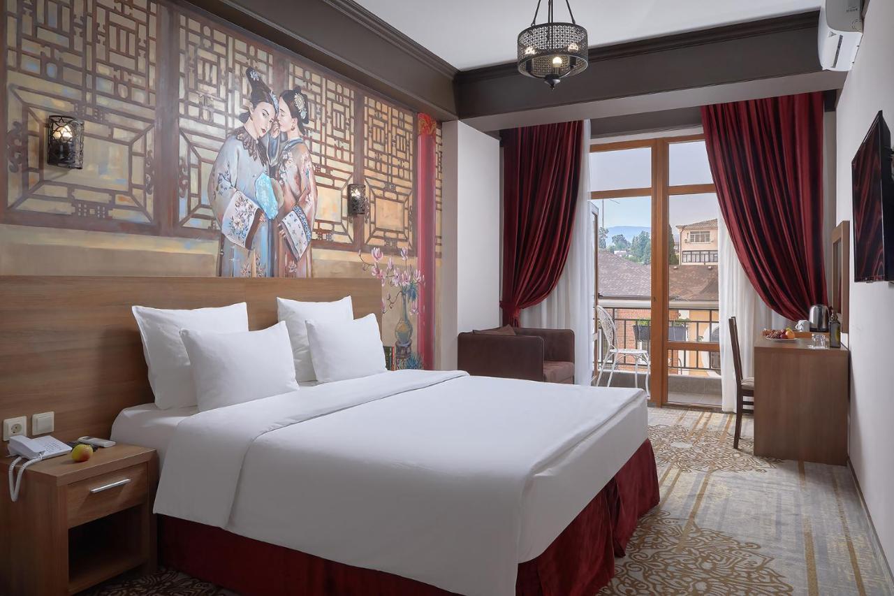 Garuda Boutique Hotel Sukhumi Eksteriør billede