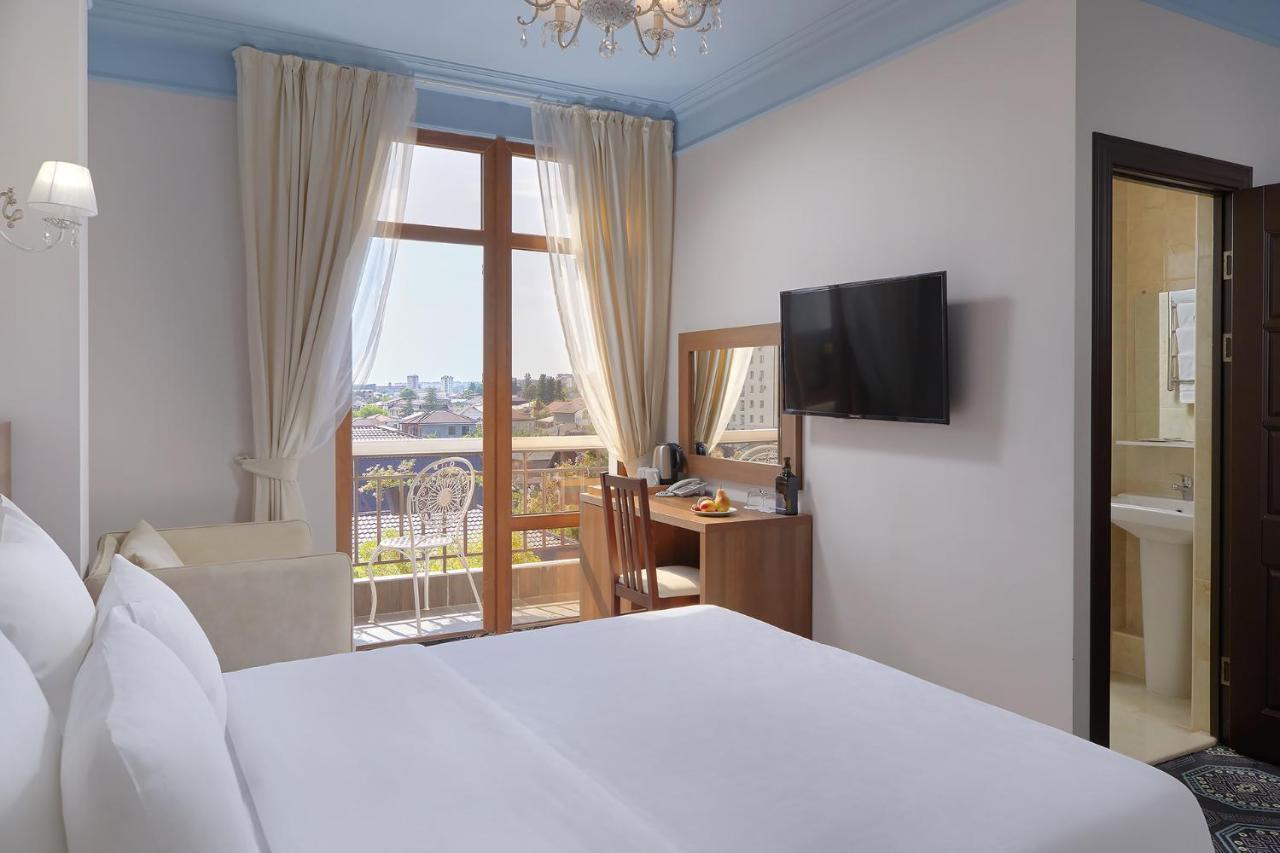 Garuda Boutique Hotel Sukhumi Eksteriør billede