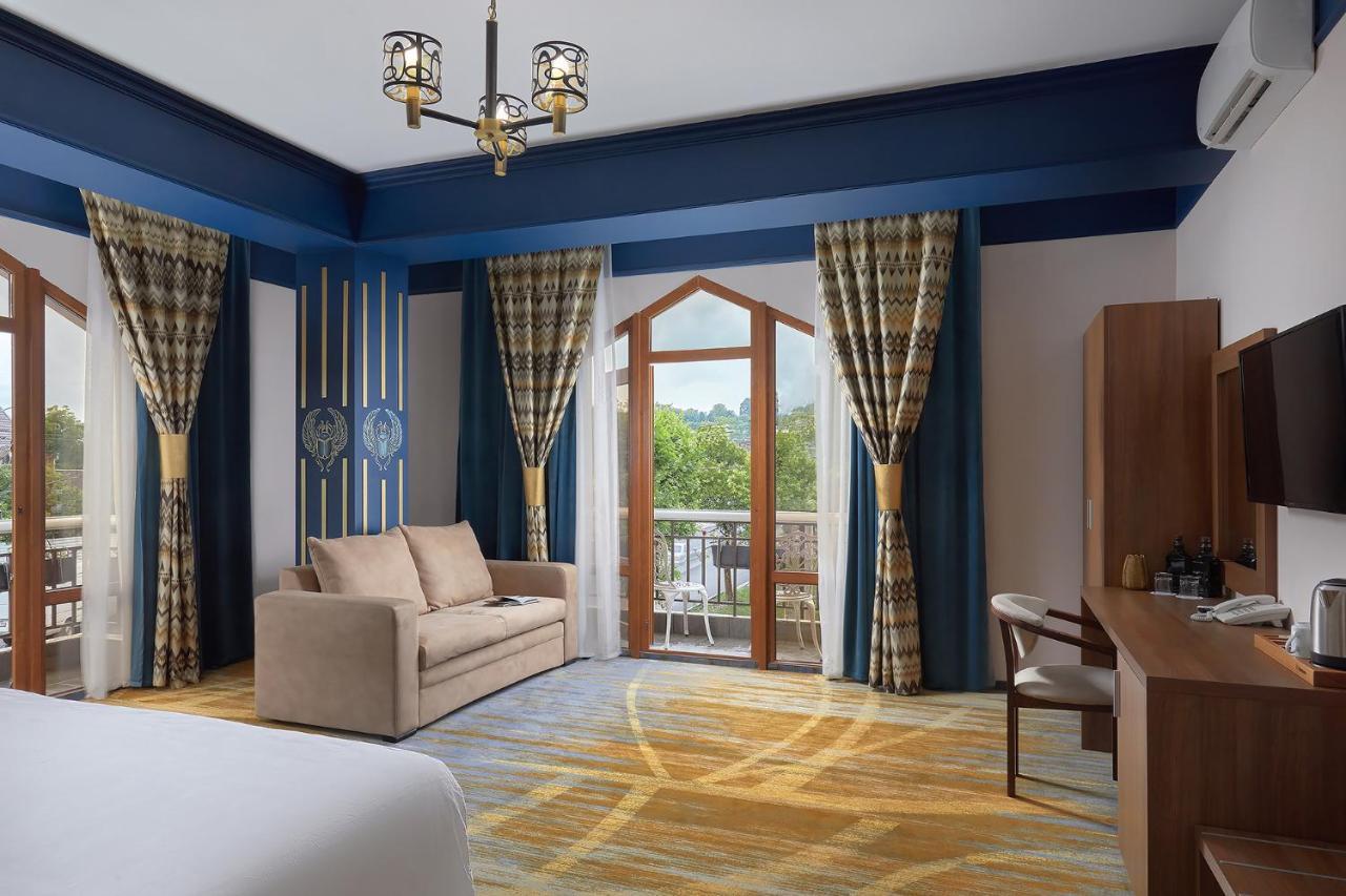 Garuda Boutique Hotel Sukhumi Eksteriør billede